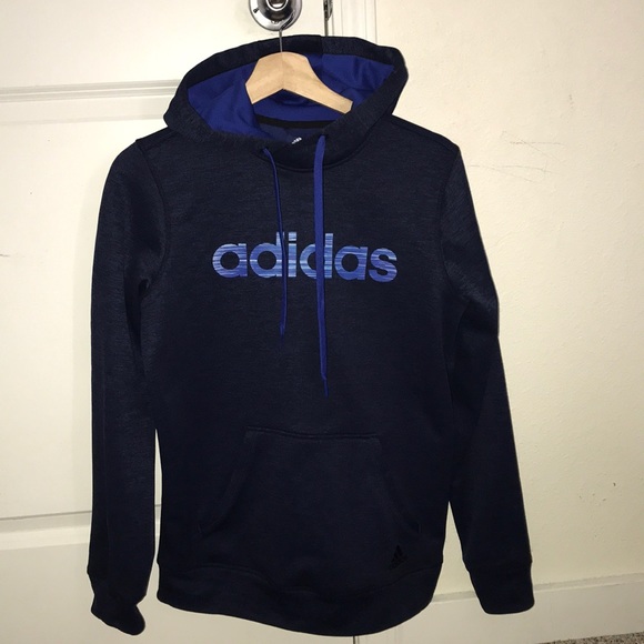 adidas Tops - Dry warm and nice adidas sweater